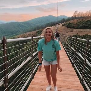 Meet your Posher, Mckenzie